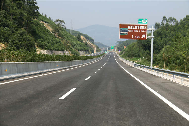 漳永高速公路漳州玉兰至新圩段建成通车
