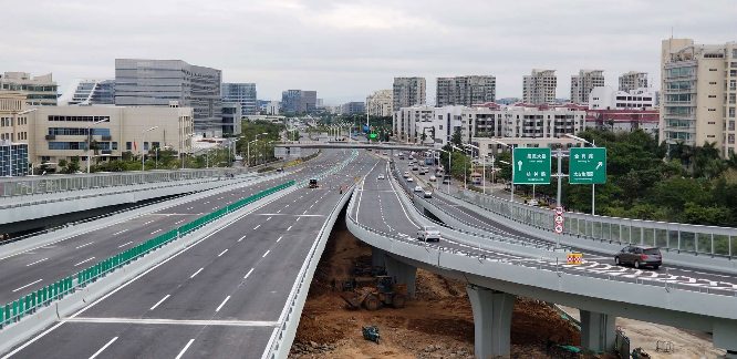 我司海沧隧道本岛端接线工程J匝道顺利通车(图2)