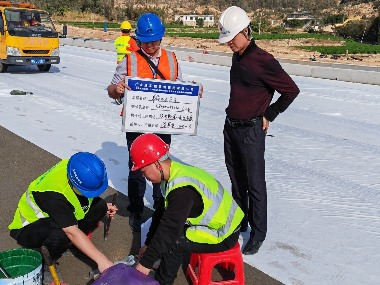 6.2.png 翔安机场高速路面合同段水泥稳定碎石底基层试验段顺利摊铺(图8)