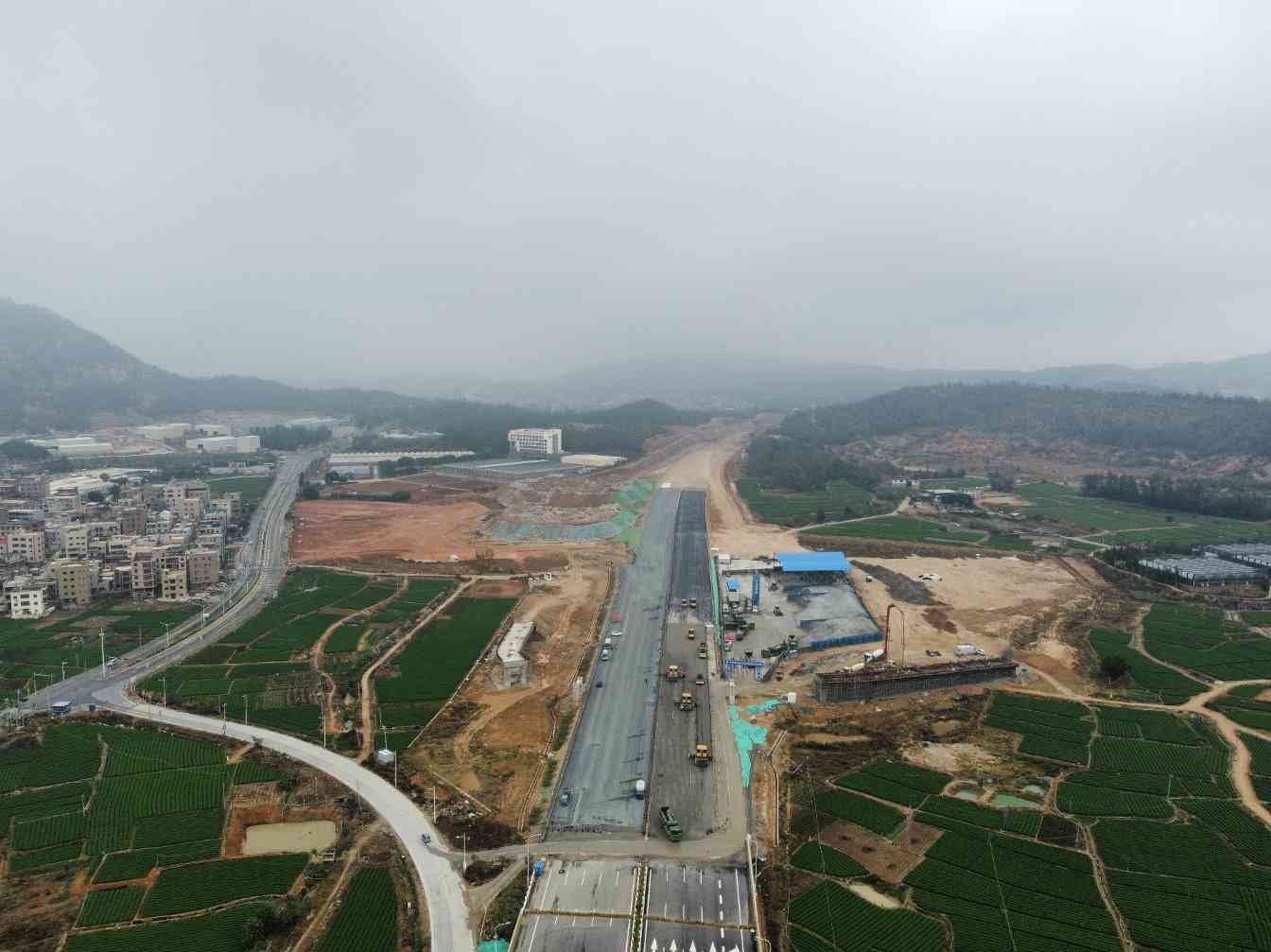 6(1)(1).jpg 翔安机场高速公路工程精细化施工观摩会顺利召开(图6)