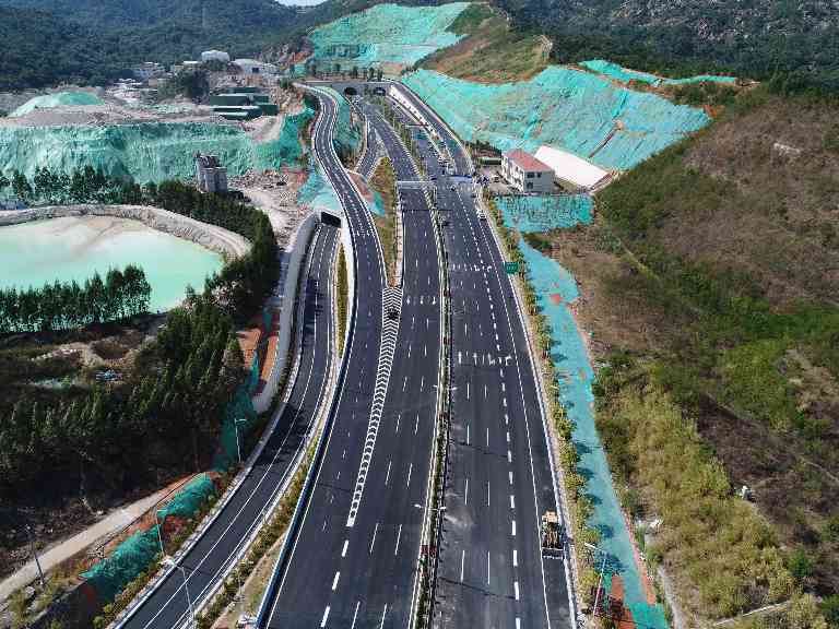 海沧疏港通道正式通车!!!(图1) 海沧疏港通道正式通车!!!(图1)