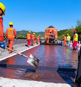 3.png 大成集团微表处项目观摩会顺利召开(图3)