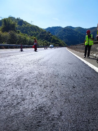 5.png 大成集团微表处项目观摩会顺利召开(图5)